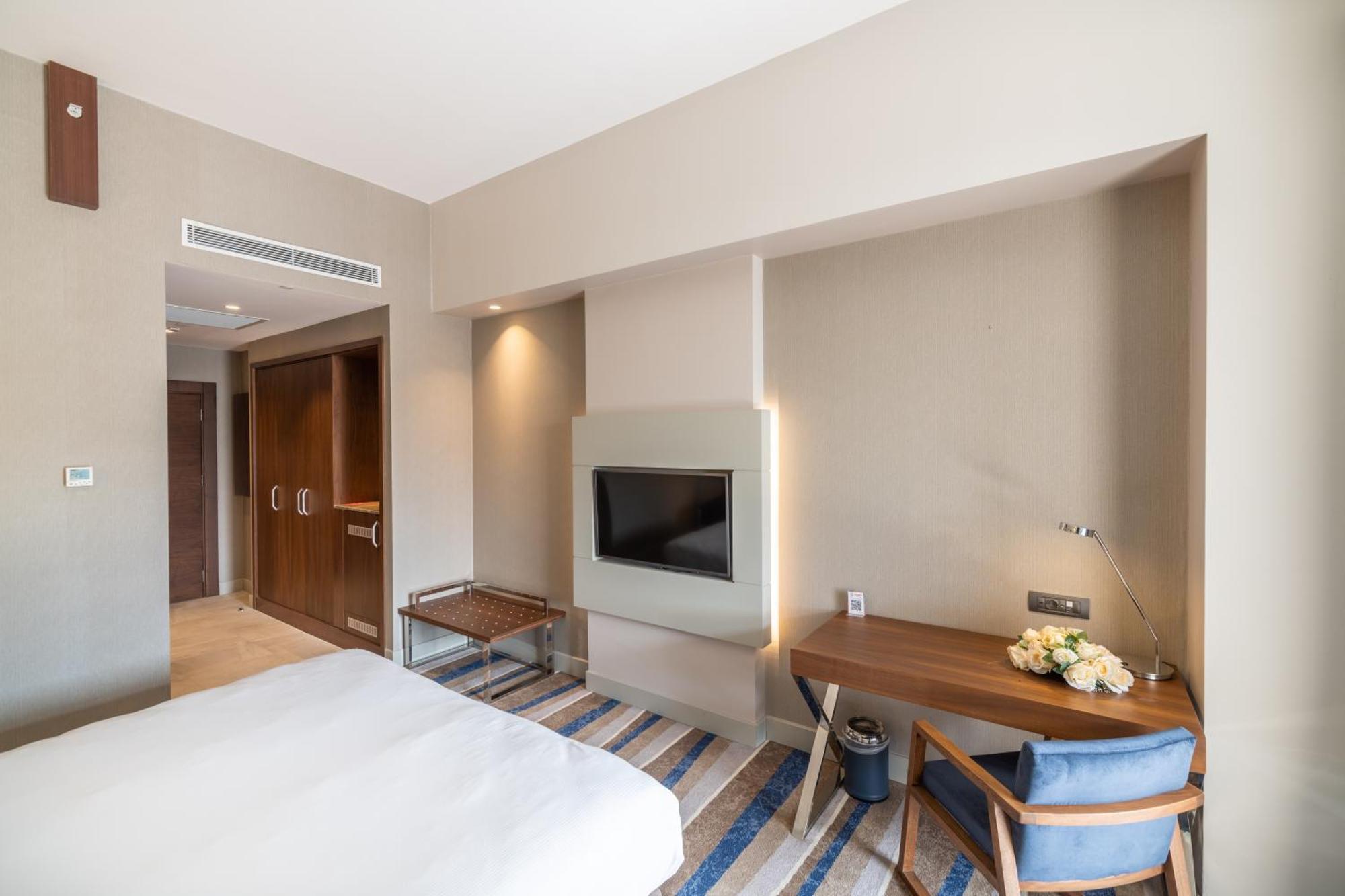 Questa Thermal & Spa Hotel เอสเกซีเฮียร์ ภายนอก รูปภาพ